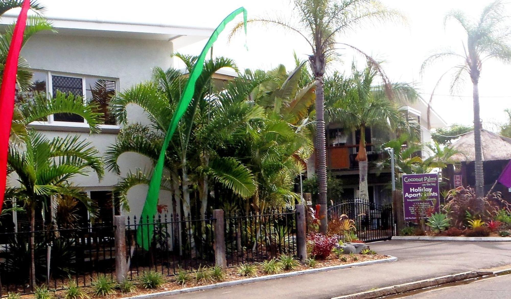 Coconut Palms On The Bay Aparthotel Hervey Bay Eksteriør bilde
