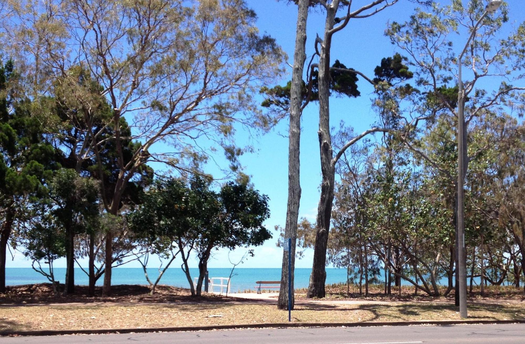 Coconut Palms On The Bay Aparthotel Hervey Bay Eksteriør bilde